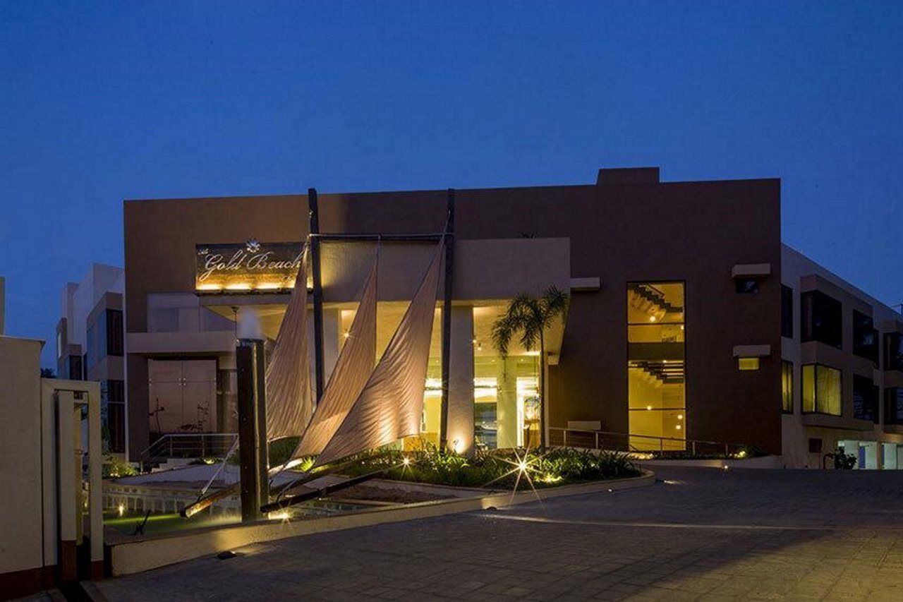 The Gold Beach Resort Damão Exterior foto